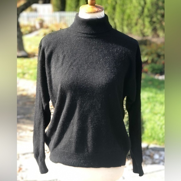Zara Italian angora blend black turtle neck sweater - Picture 1 of 12